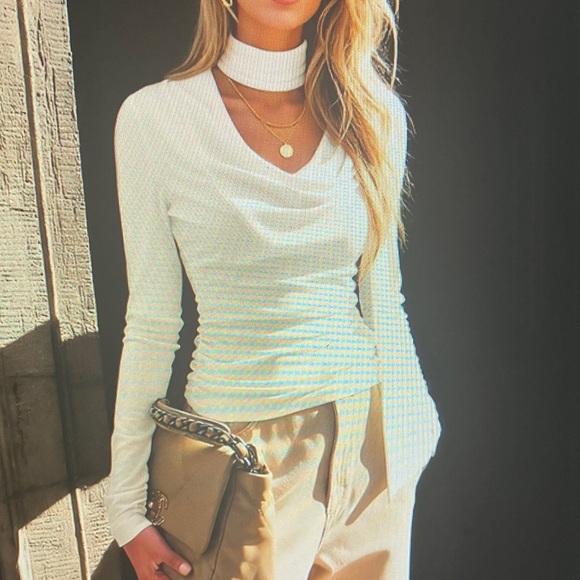 Tops - Elegant White Long Sleeve Top
